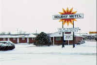 Holiday Motel Jan 00.JPG (74587 bytes)